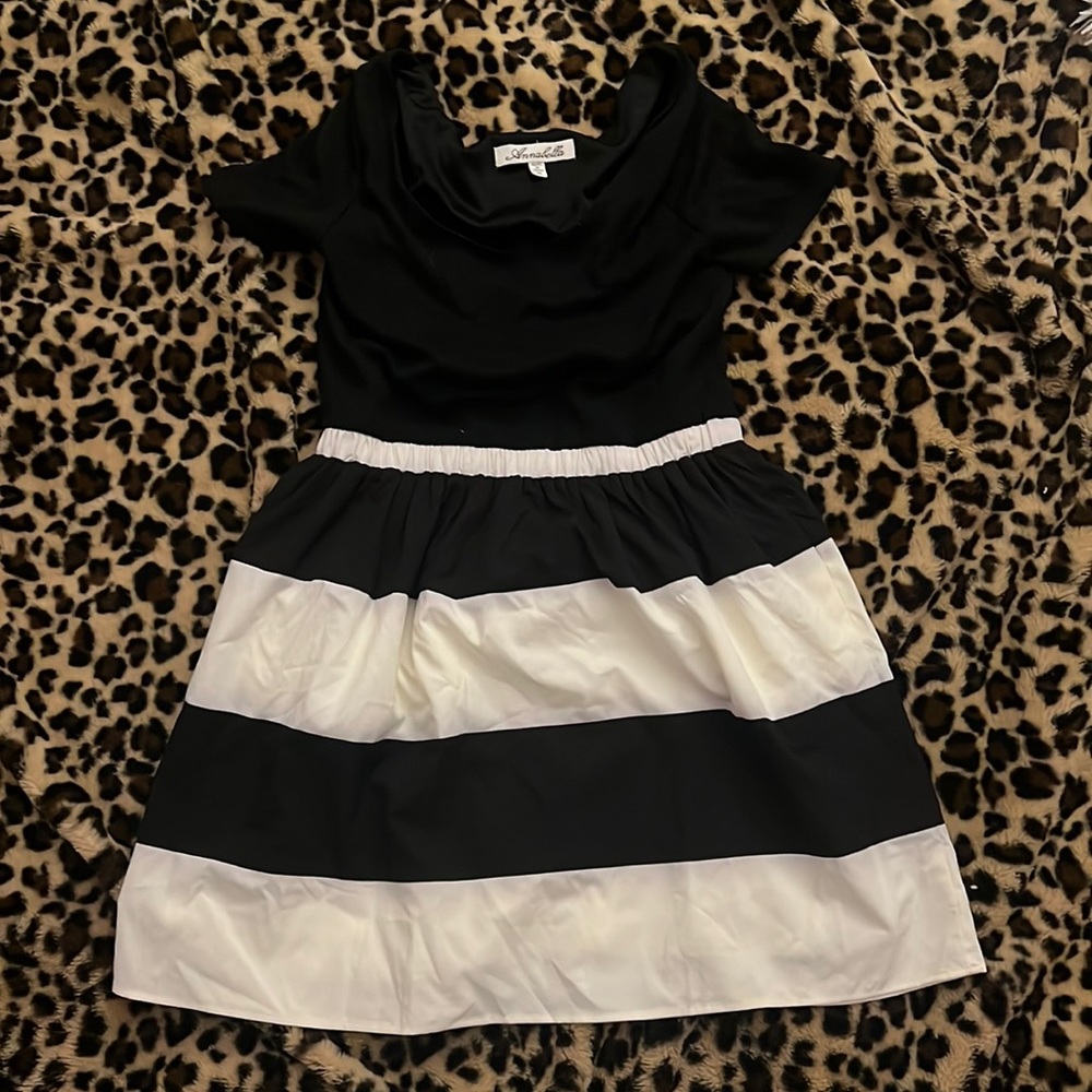 Annabella Vintage Dress with Pockets